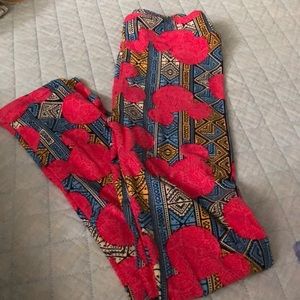 Disney LulaRoe tween leggings l/xl